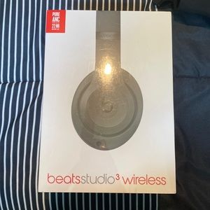 Beats studio 3 wireless headphones